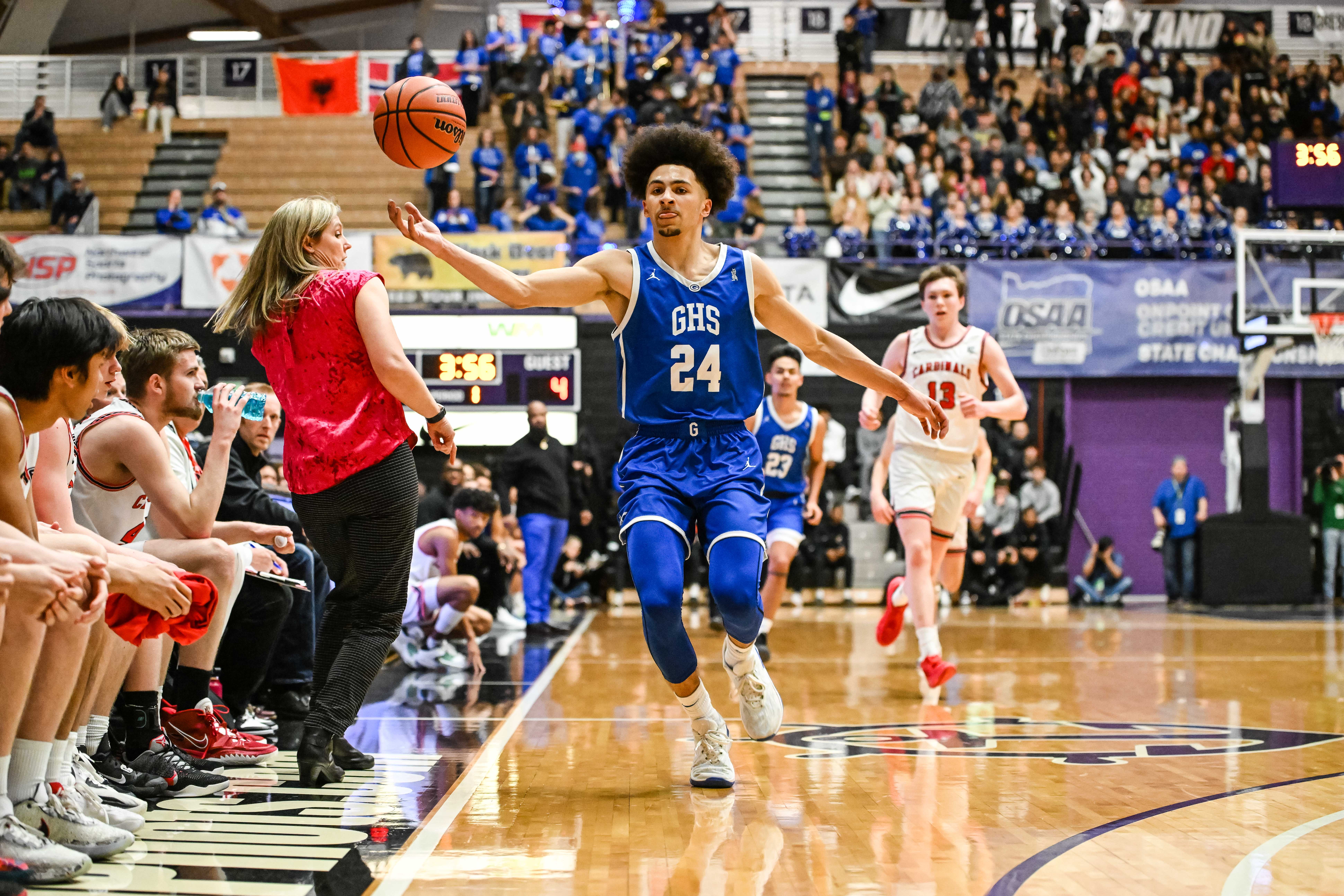 Lincoln Gresham 6A Oregon boys basketball quarterfinal Naji Saker -13